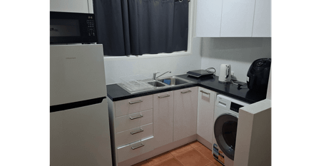 Studio Appartment in the heart of Surfers! - Photo 2