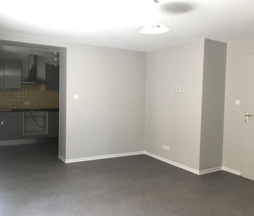 Location appartement t2 40 m² à Villefranche-de-Rouergue (12200) - Photo 4