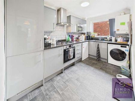 Cameron Close, Whetstone, N20 - Photo 5