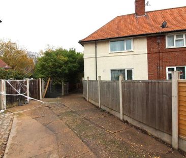 2 bedroom end of terrace house to rent - Photo 5