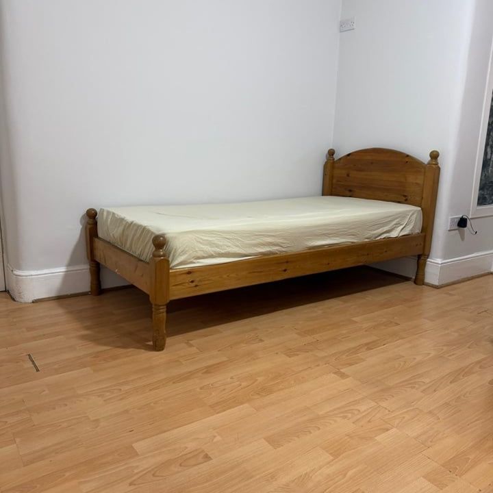 Room in a Shared House, Gartmore Road, IG3 - Photo 1