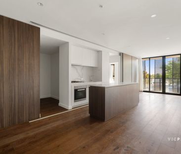 Sophisticated Gardenhill Living with Study & Balcony - Photo 5