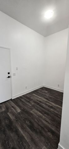 For Lease - 2485 Taunton Road Unit# 352, Oakville, Ontario - Photo 2