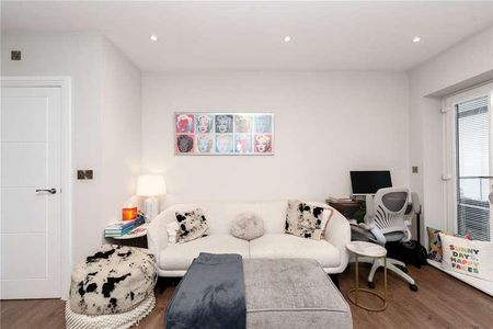 Springfield Lane, Weybridge, Surrey, KT13 - Photo 4