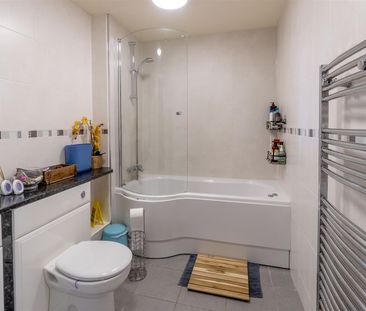 Durnford Street, Stonehouse, Plymouth - Photo 5