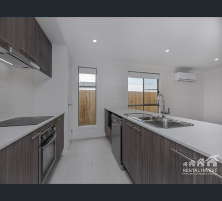 7 Finch Street, Ripley, Qld 4306 - Photo 1