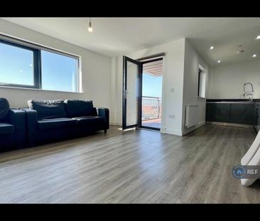 2 bedroom flat to rent - Photo 3