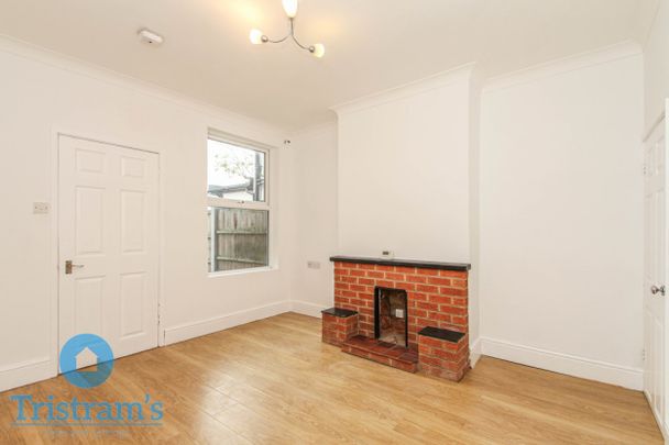 2 bed Mid Terraced House for Rent - Photo 1