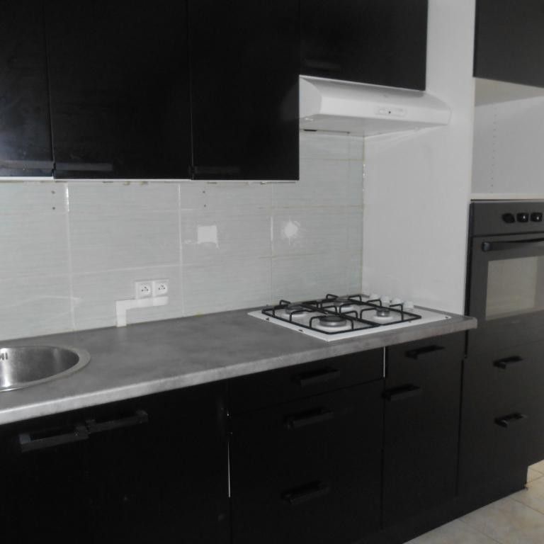 Location Appartement 1 pièce 28m² VALENCIENNES 59300 - Photo 1