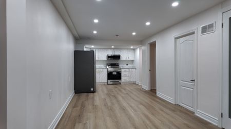 For Lease - 43 Royal Palm Drive Unit# Lower, Brampton, Ontario - Photo 2