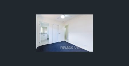 Private modern duplex - Photo 4