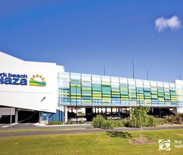 Dual occupancy granny flat across from Park Beach - Photo 1