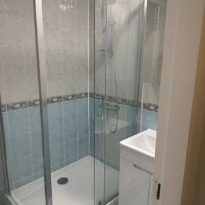 Room in a Shared Flat, Lee High Road, SE13 - Photo 3