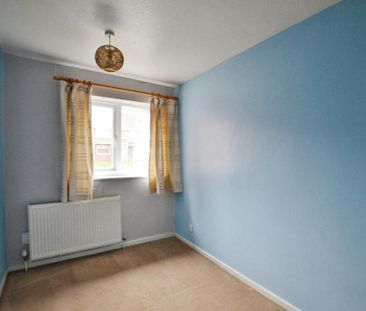 2 bedroom end of terrace house to rent - Photo 4