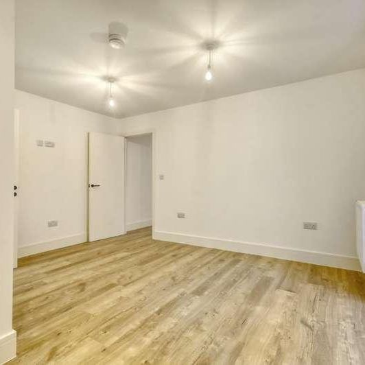 Westcliff Avenue, Westcliff-on-sea, SS0 - Photo 1