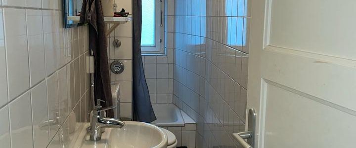 Schöne Altbauwohnung in Eppendorf mit zwei Balkonen - Photo 1