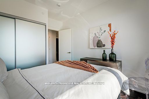 For Lease - 3 Southvale Drive Unit# 301, Toronto, Ontario - Photo 1