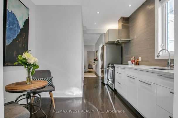 For Lease - 308 St Clarens Avenue Unit# Main, Toronto, Ontario - Photo 1