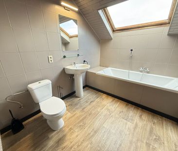 Charmante halfopen bebouwing met 2 slaapkamers - Photo 2