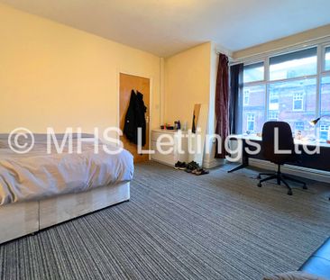 4 Bedroom Mid Terraced House for rent in Wrangthorn Place - Photo 3