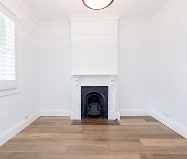 Charming Victorian Cottage with Modern Upgrades and Prime Erskinevi... - Photo 4