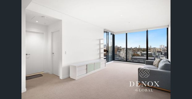 Luxurious 3-Bedroom Apartment in the heart of waterloo - Photo 1