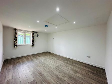 1 bedroom barn conversion to rent - Photo 5