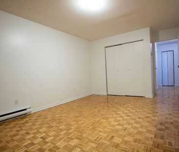 Le Crémazie | Appartement 4 1/2 à louer | 2 bedrooms for rent | Ahu... - Photo 1