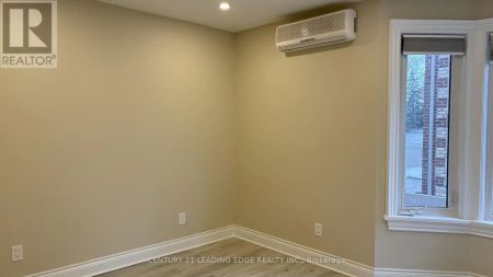 295 MAIN STREET N - Photo 4