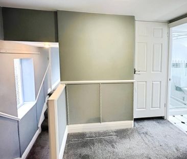 3 bedroom terraced house to rent - Photo 5