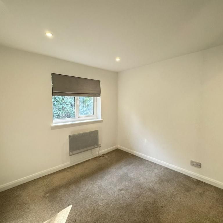 2 bedroom semi-detached house to rent - Photo 1