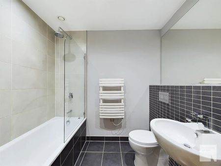 1 bedroom apartment to rent - Photo 2