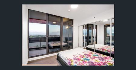STUNNING FULLY FURNISHED 2 BEDROOM APARTMENT IN ADELAIDE CBD - Photo 4