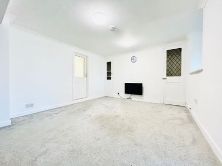 Belle Vue Road, Saltash - Photo 2