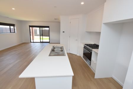 Brand New Lifestyle - Photo 2