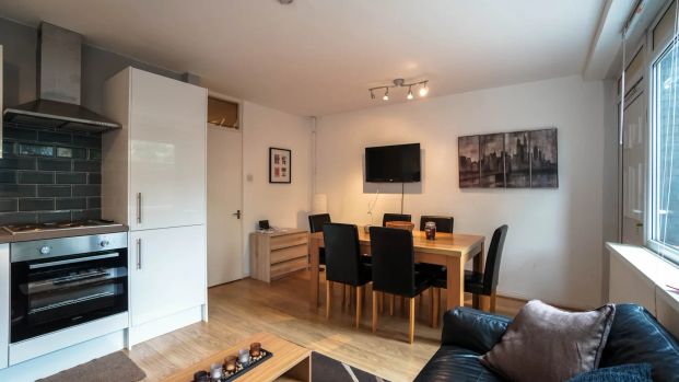 Portland Grove – Room 3 - Photo 1