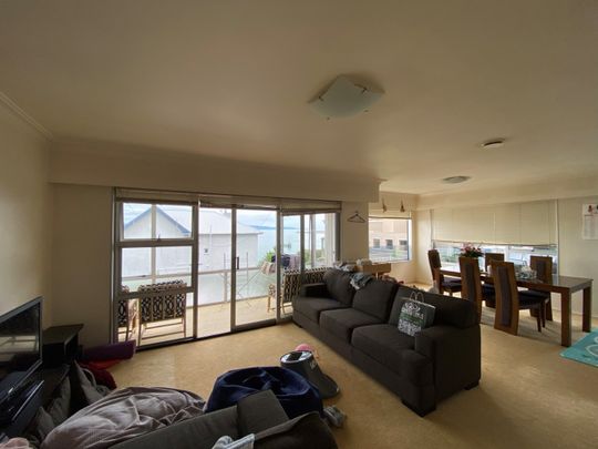1/411a (upstairs unit) Wakefield Quay, Stepneyville, Nelson - Photo 1