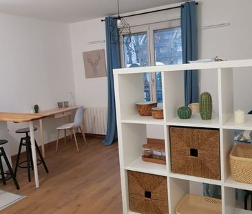 STUDIO MEUBLE TRES BON STANDING, - Photo 1