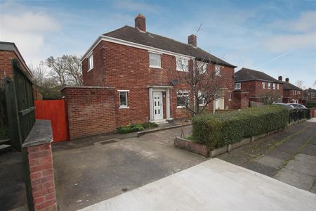 2 Bedroom House - Semi-Detached To Let - Photo 5