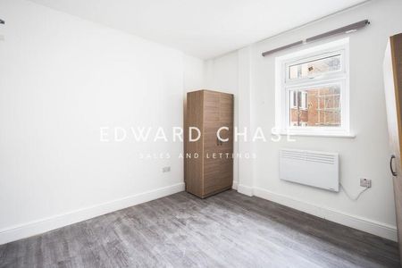 3 bedroom flat to rent - Photo 4