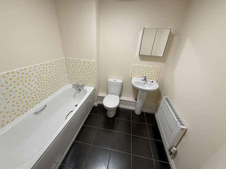 Gladstone Mews, Warrington, WA2 - Photo 5