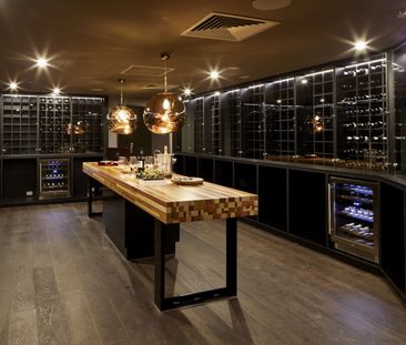 Oxley + Stirling Residences - Fully Furnished & with a storage shed! - Photo 2