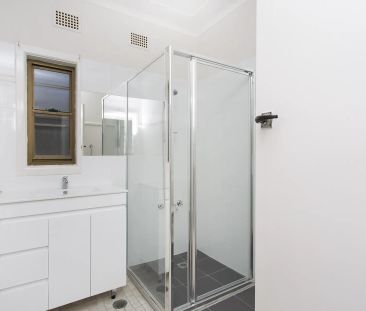 Neat 3 Bedroom House in Riverwood - Photo 6