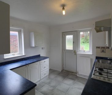 2 bedroom Flat To Let - Photo 5