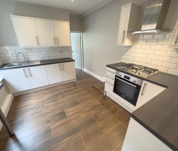 3 bedroom terraced house to rent - Photo 5