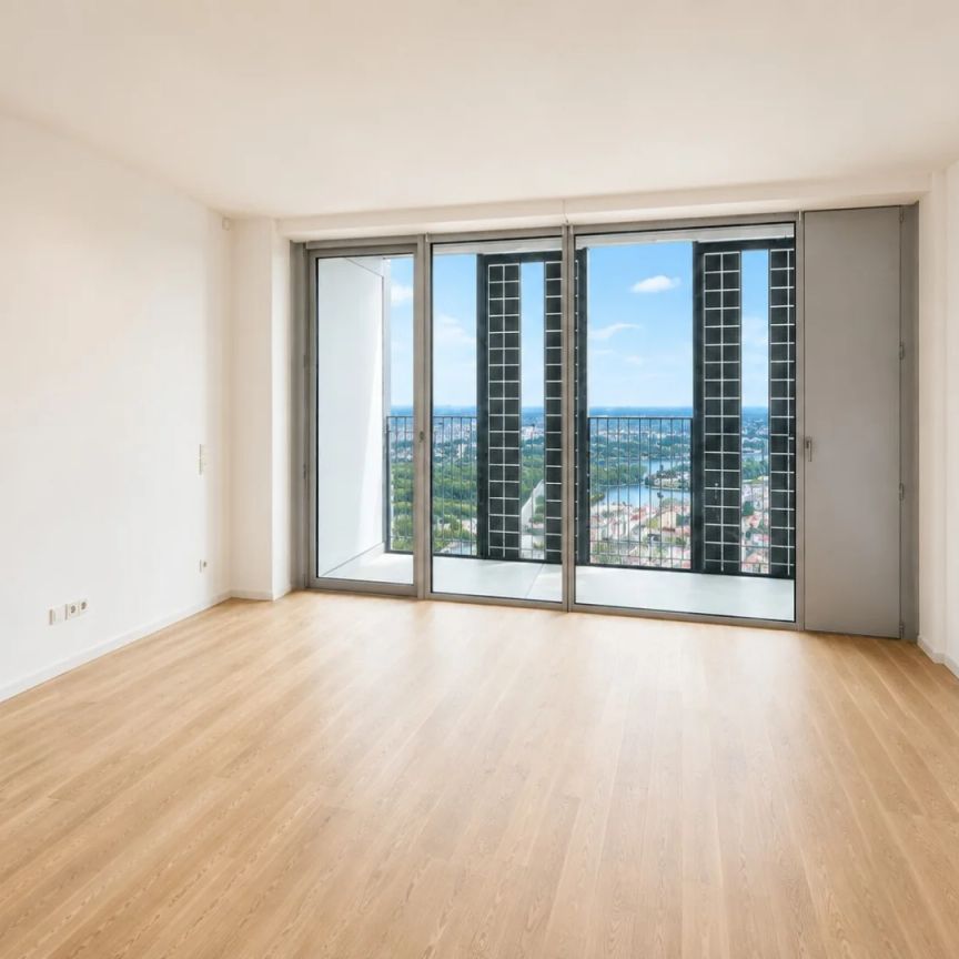 Wohnen am Wasser: 47. Etage DC2 Tower inkl. 16qm Loggia ERSTBEZUG - Foto 1