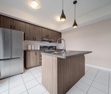 For Lease - 5672 Dorchester Road Unit# 4, Niagara Falls, Ontario - Photo 2