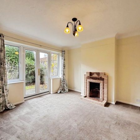 Newmarket Road, Bury St Edmunds - Photo 1