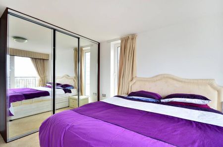 3 bedroom flat to rent - Photo 4