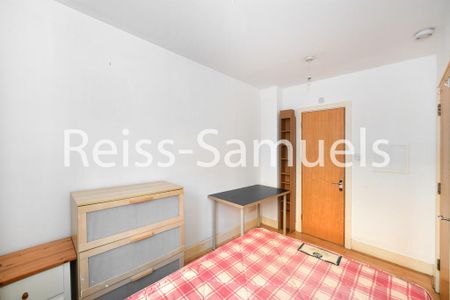 5 bedroom terraced house to rent - Photo 3